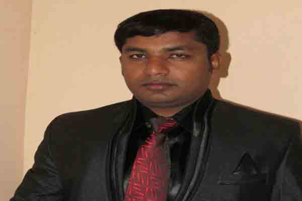 இனியபாரதி கைது - யார் இவர்?